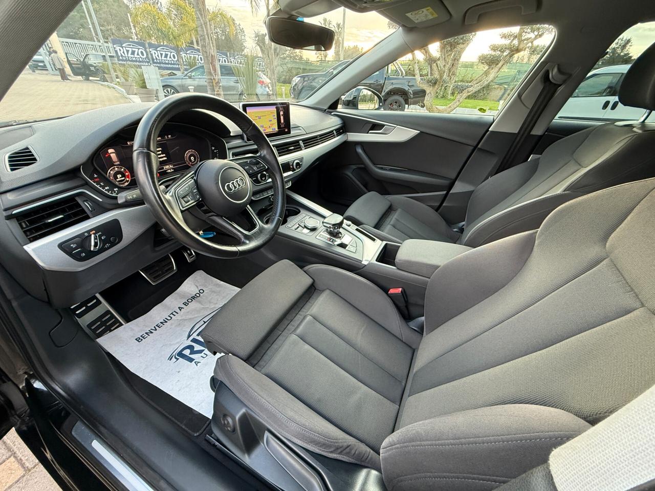 Audi A4 2.0 TDI 150 CV ultra S tronic Avant Cockpit Navi Led