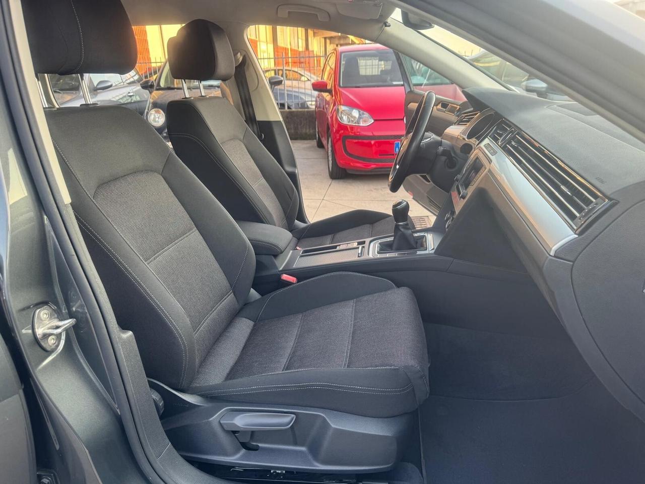 Volkswagen Passat Variant 2.0 TDI DSG Highline BlueMotion Technology