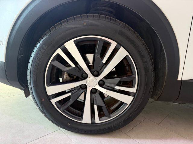 PEUGEOT 3008 PureTech Turbo 130 S&S Allure