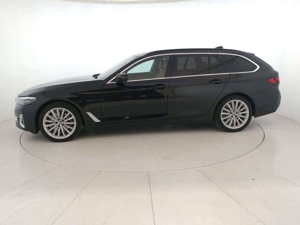 BMW Serie 5 Touring 520 d Mild Hybrid 48V Luxury xDrive Steptronic