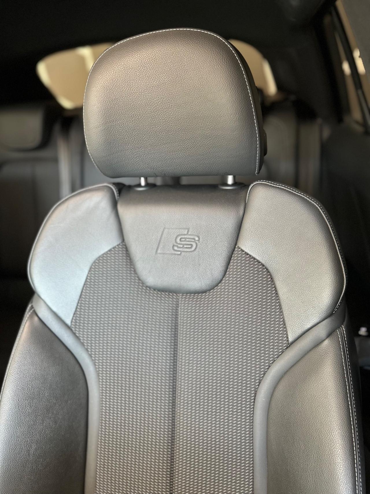 Audi Q2 35 TDI quattro S tronic line Edition