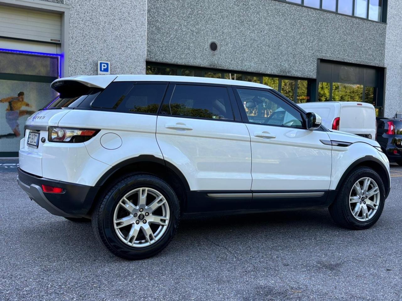 Range Rover Evoque 2.2 TD4 5p. Prestige