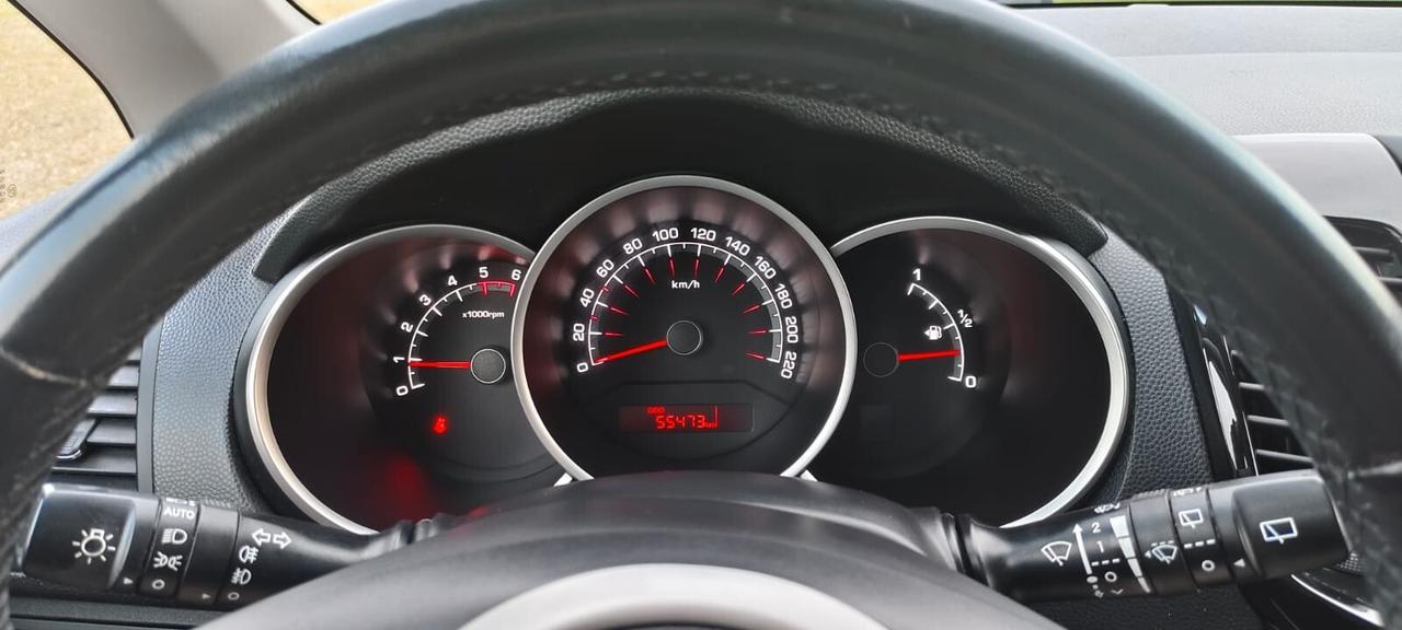 Kia Venga 1.4 CRDi 90CV Cool