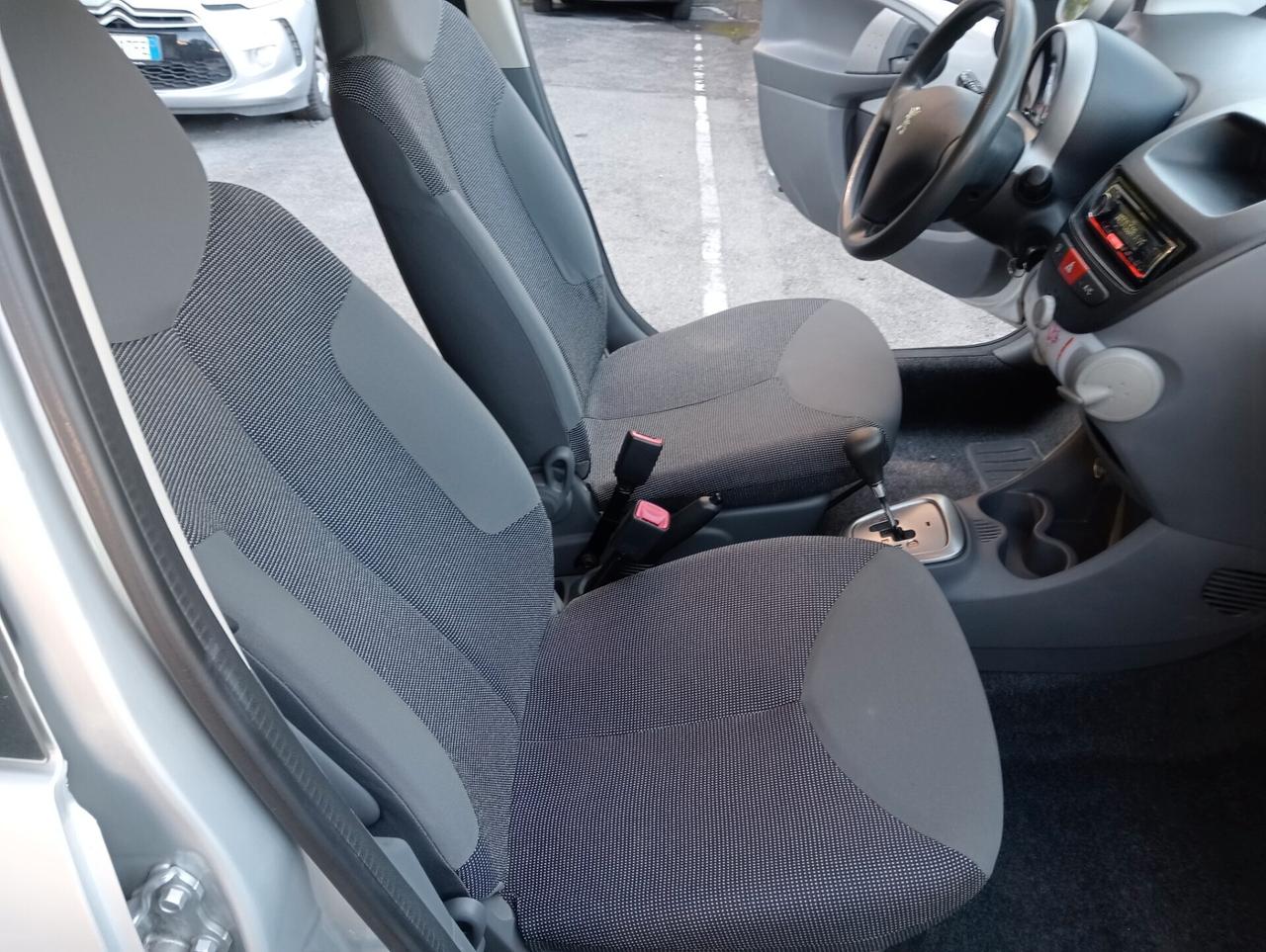 Peugeot 107 1.0 68CV 5p. AUTOMATICA OK neopatentati