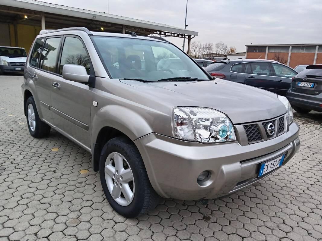 Nissan X-Trail 2.2 dci Urban Plus FL