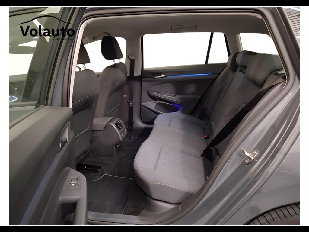 VOLKSWAGEN Golf VIII 2020 Variant - Golf Variant 1.0 etsi evo Life 110c