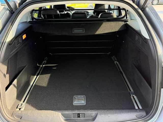 Peugeot 308 BlueHDi 120 S&S SW Allure