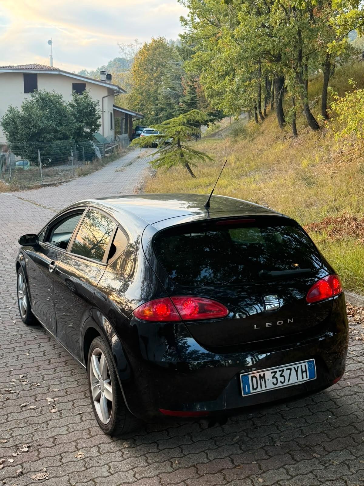 Seat Leon 2.0 16V TDI DSG Stylance
