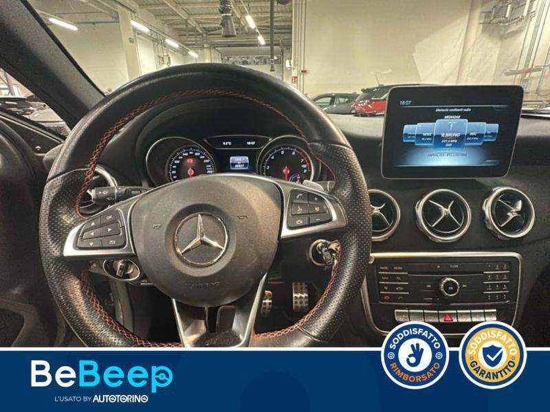 Mercedes-Benz GLA 200 PREMIUM AUTO