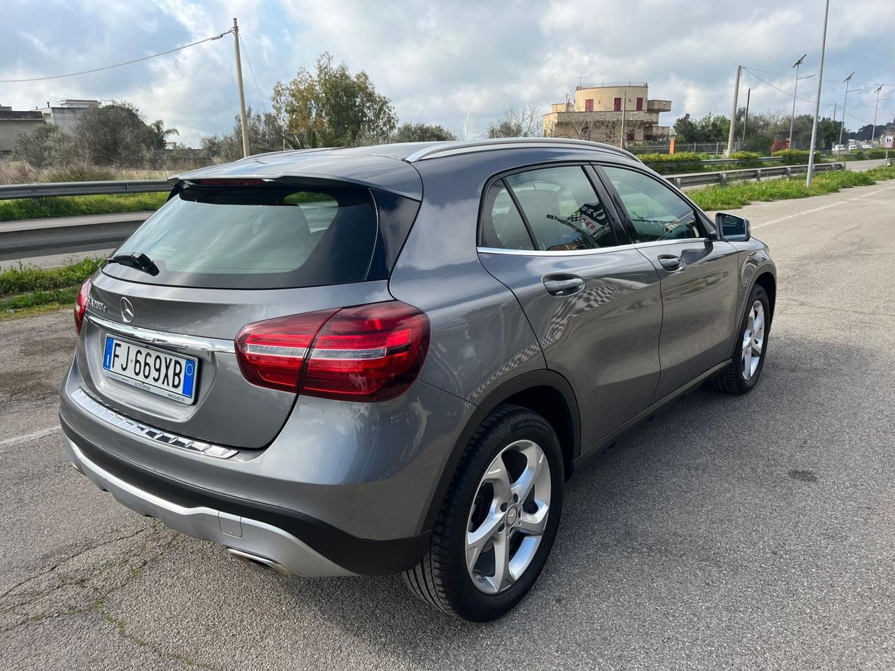 Mercedes-benz GLA 200 d Automatic Premium 2017