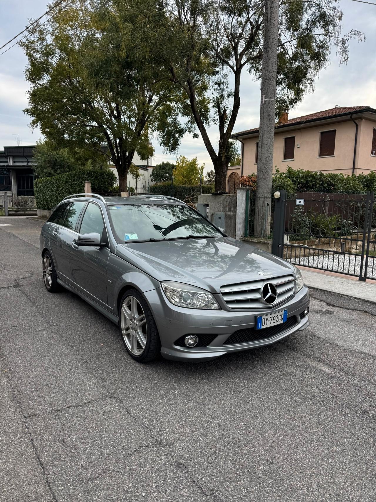 Mercedes-benz C 220 CDI BlueEFFICIENCY Avantgarde AMG