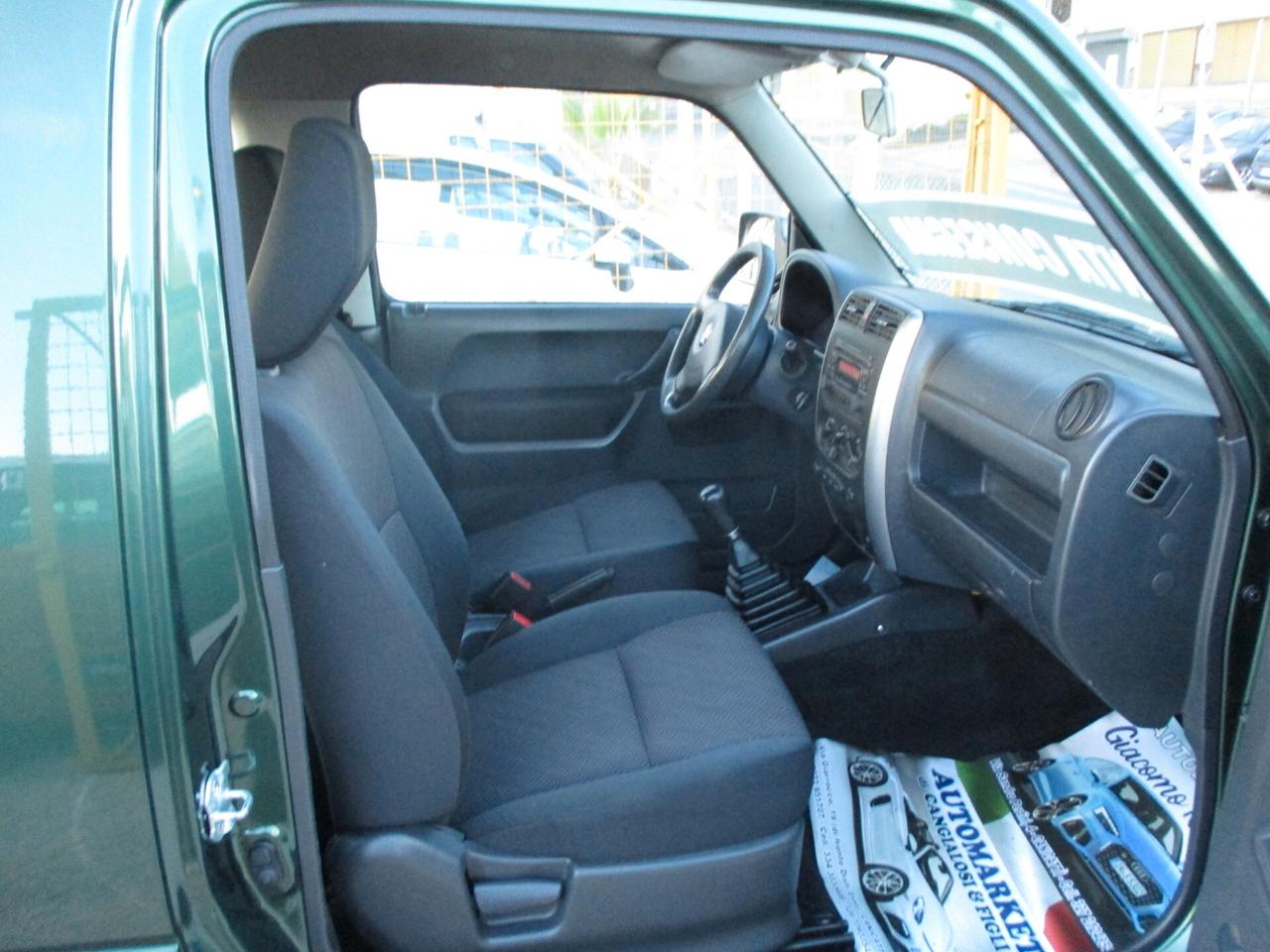Suzuki Jimny 1.3 4WD MOLTO BELLO 2014