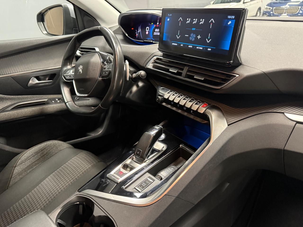 Peugeot 3008 BlueHDi 130 S&S EAT8 Active Business