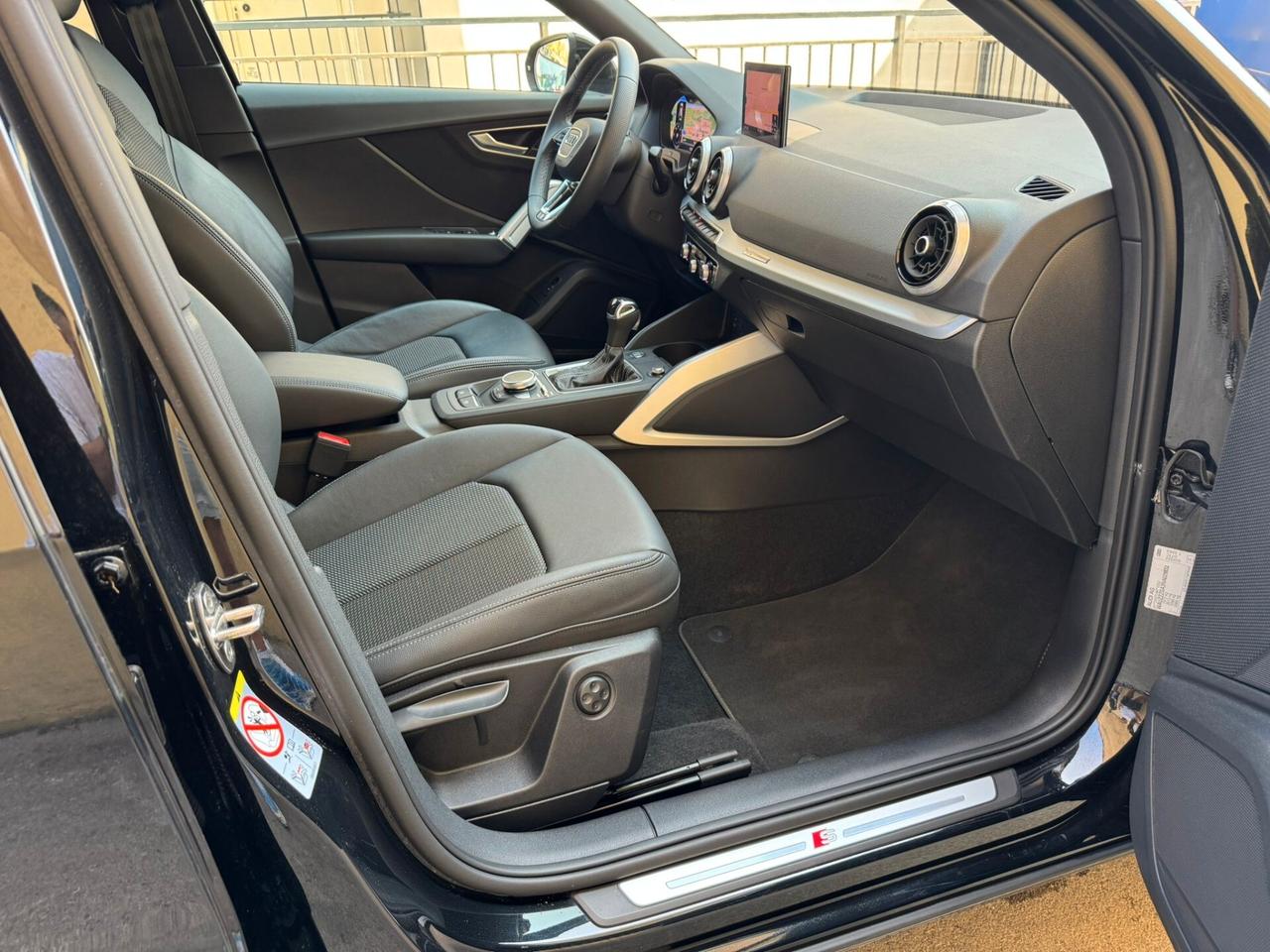 Audi Q2 35 TDI S tronic line Edition