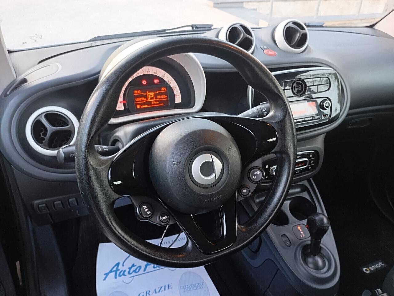 Smart ForTwo 1.0 70CV Youngster Aut.