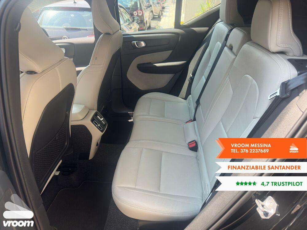 VOLVO XC40 (2017-->) XC40 T3 Momentum Pro
