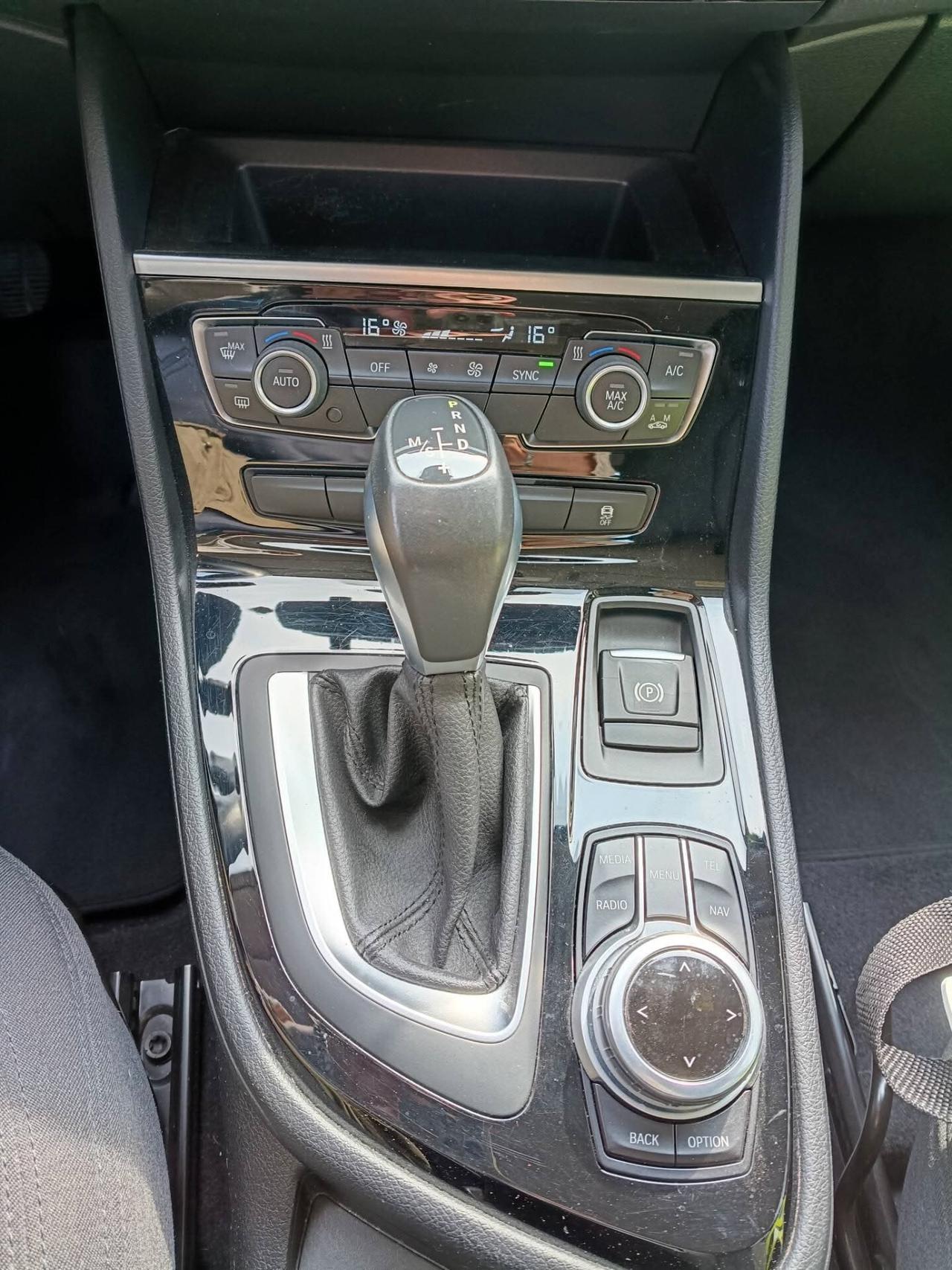 BMW 218 D Active Tourer Luxury anno 2016 km 47000 Vettura PERFETTA!