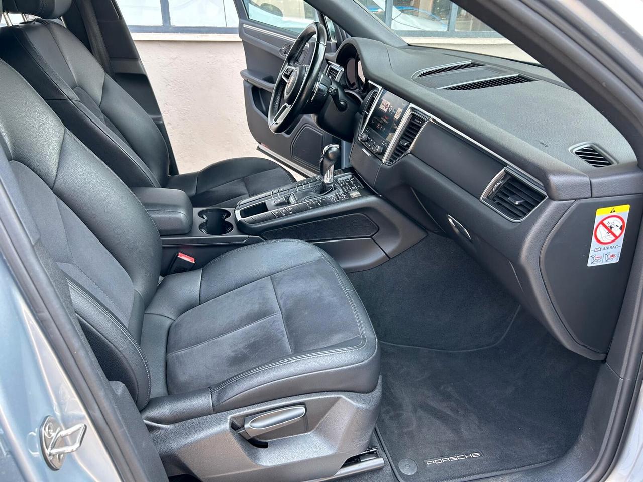 PORSCHE Macan 2.0 Benzina 252 CV KW 185