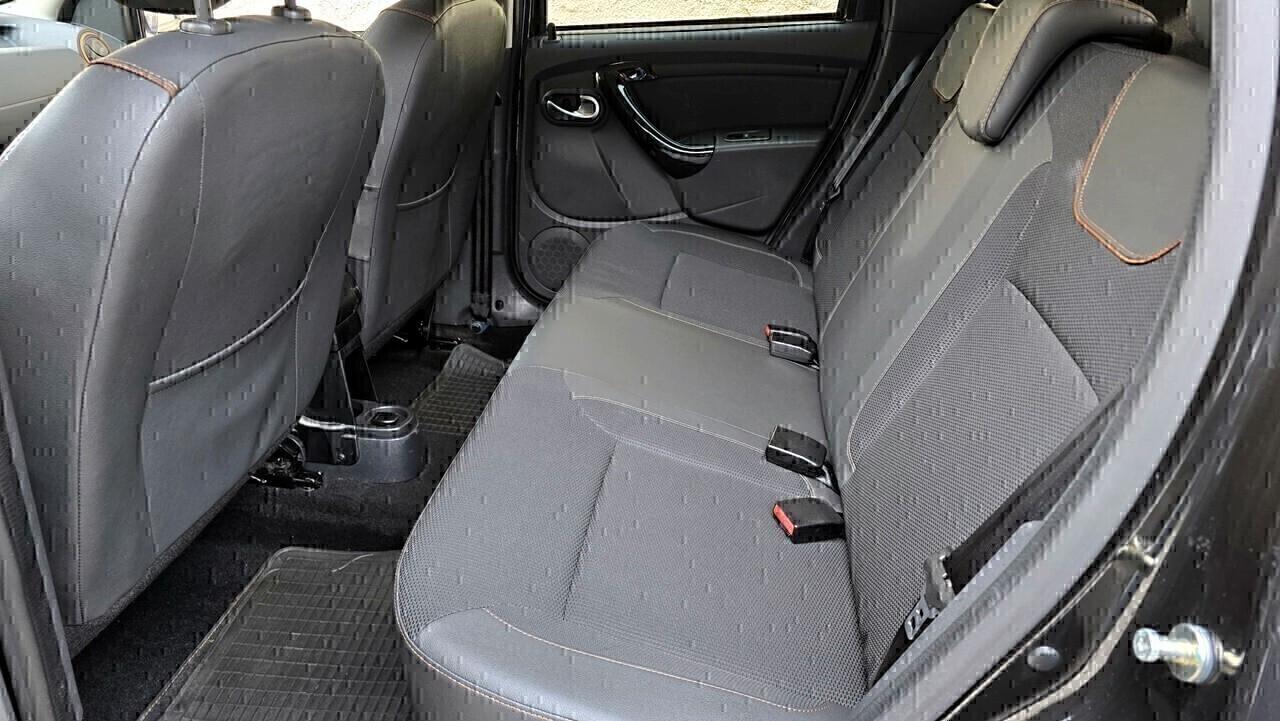 Dacia Duster 1.5 DCi 110 CV Prestige 77.000 KM