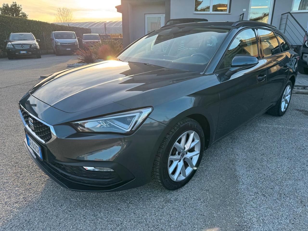 Seat Leon Sportstourer 1.5 eTSI 150 CV DSG Business