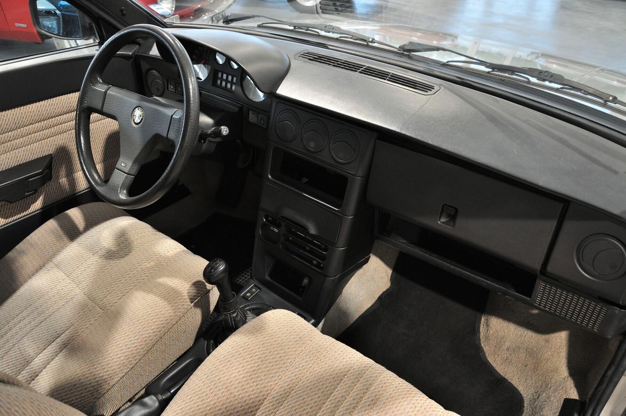 Alfa Romeo 33 1.3 S ASI RIAR