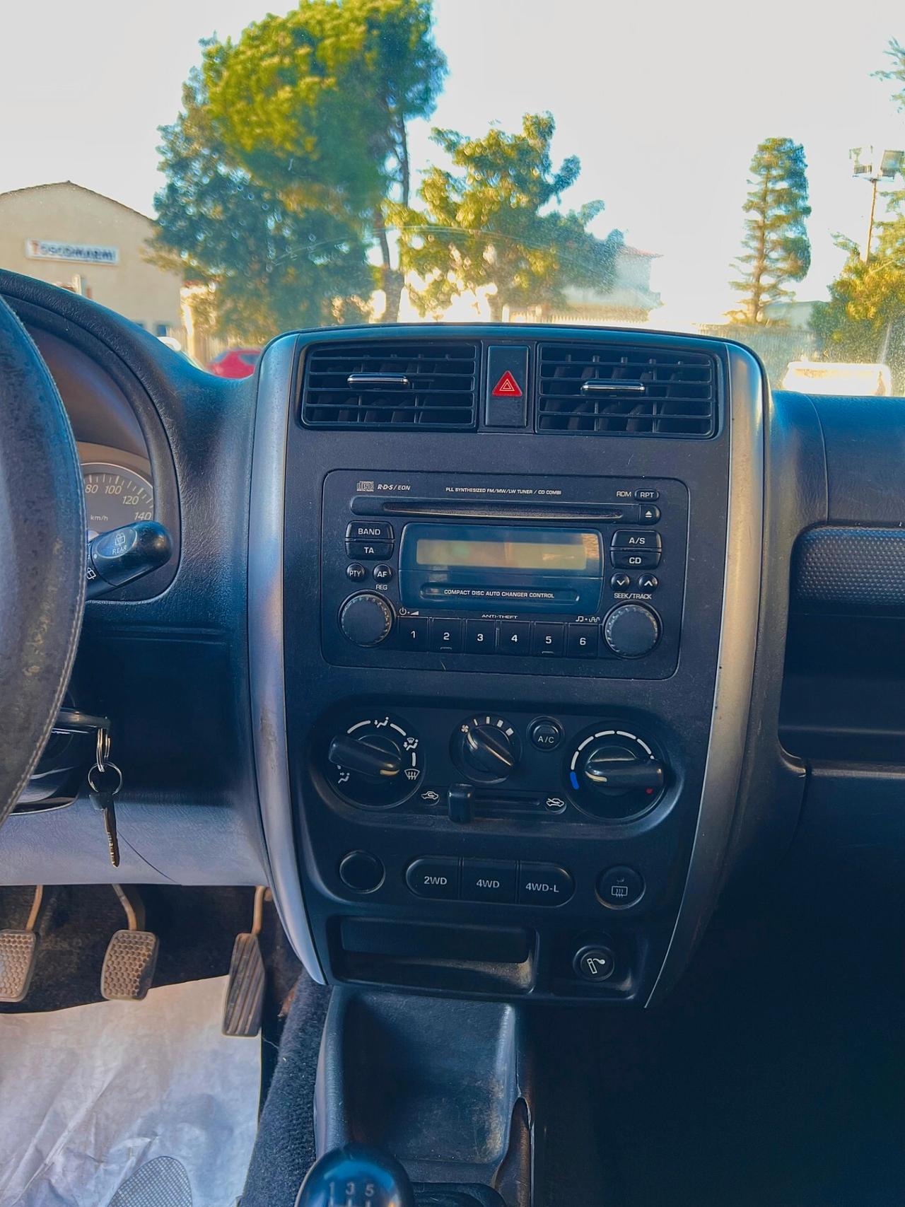 Suzuki Jimny 1.5 DDiS cat 4WD