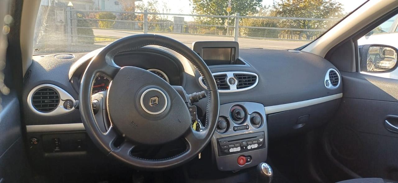 Renault Clio 1.2 5 porte GPL OK NEOPATENTATI