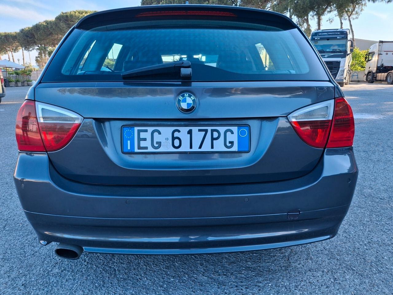 Bmw 318d cat Touring MSport-NAVIGATORE-PELLE-