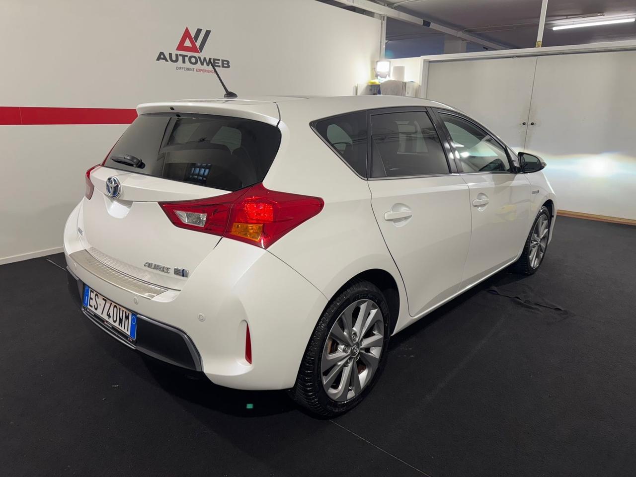 Toyota Auris 1.8 Hybrid Lounge PROMO OMAGGIO BLACK FRIDAY FINO AL 29 NOVEMBRE