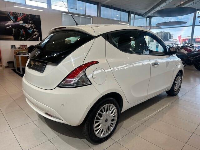 Lancia Ypsilon 1.2 Silver GPL 69cv