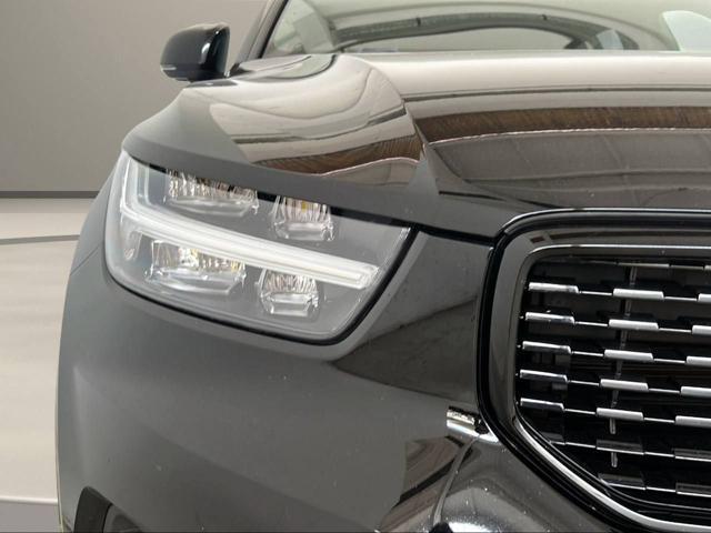 VOLVO XC40 D3 R-design