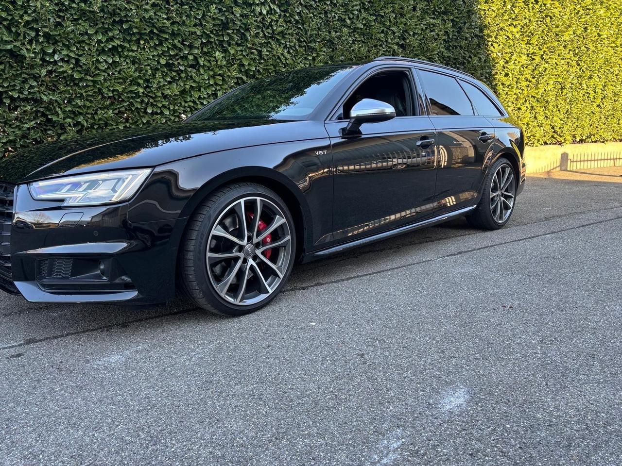 Audi A4 S4 Avant 3.0 TFSI quattro tiptronic