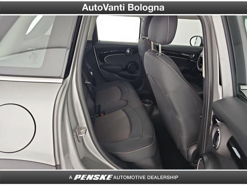 MINI Mini 5 porte Mini 5p 1.5 Cooper Essential auto