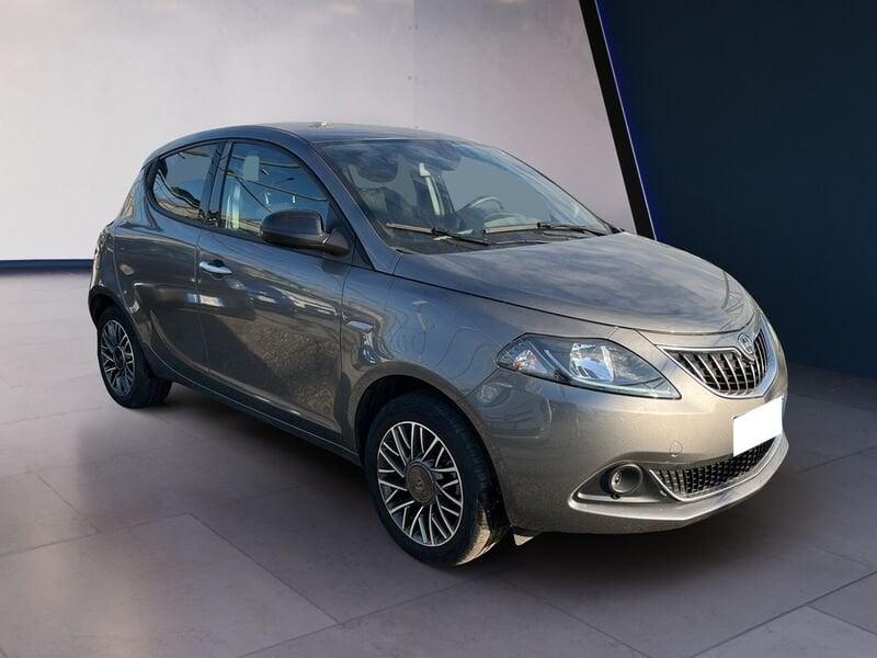 Lancia Ypsilon III 2021 1.0 firefly hybrid Gold s&s 70cv