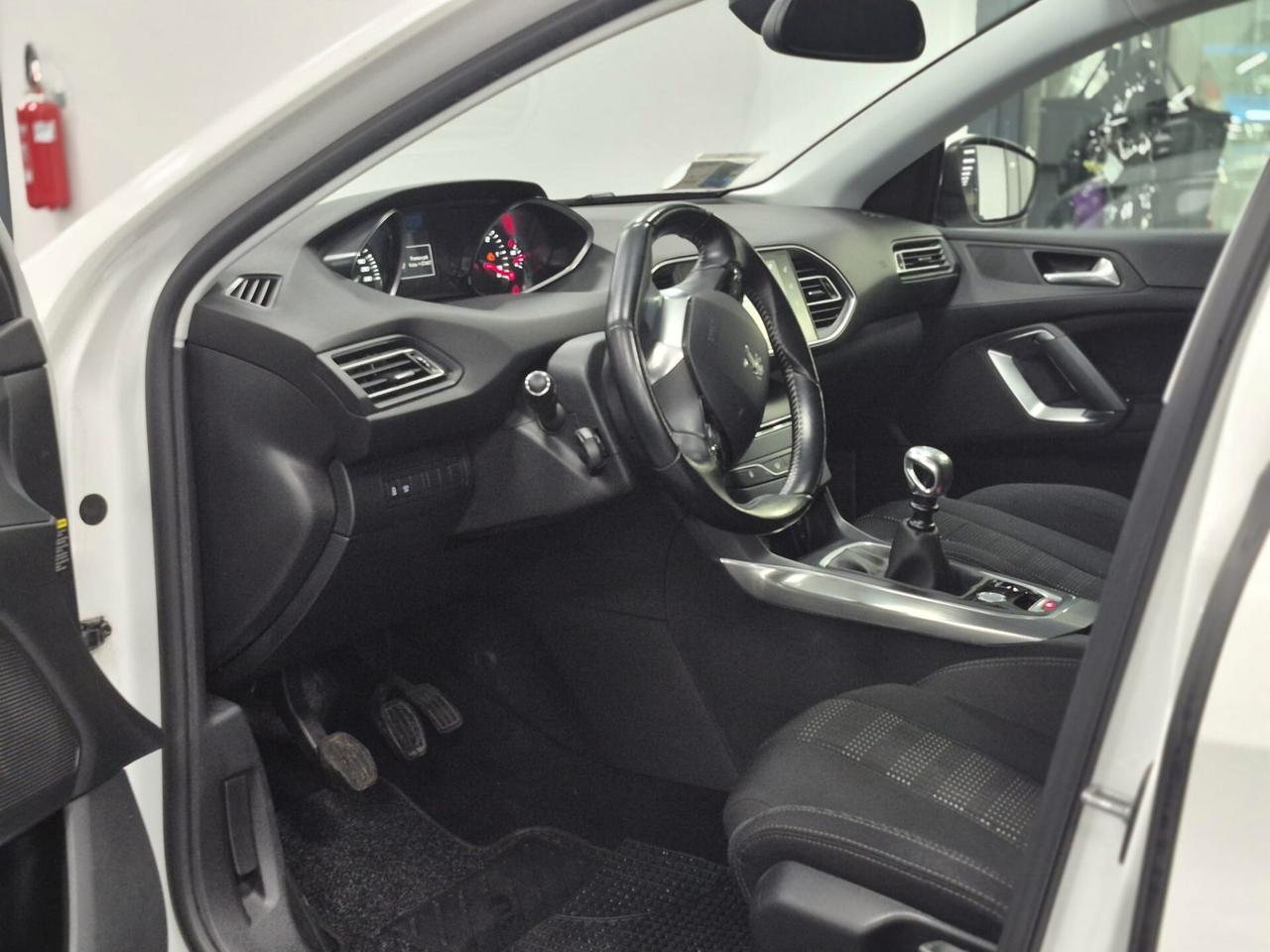 Peugeot 308 BlueHDi 120 S&S SW GT Line