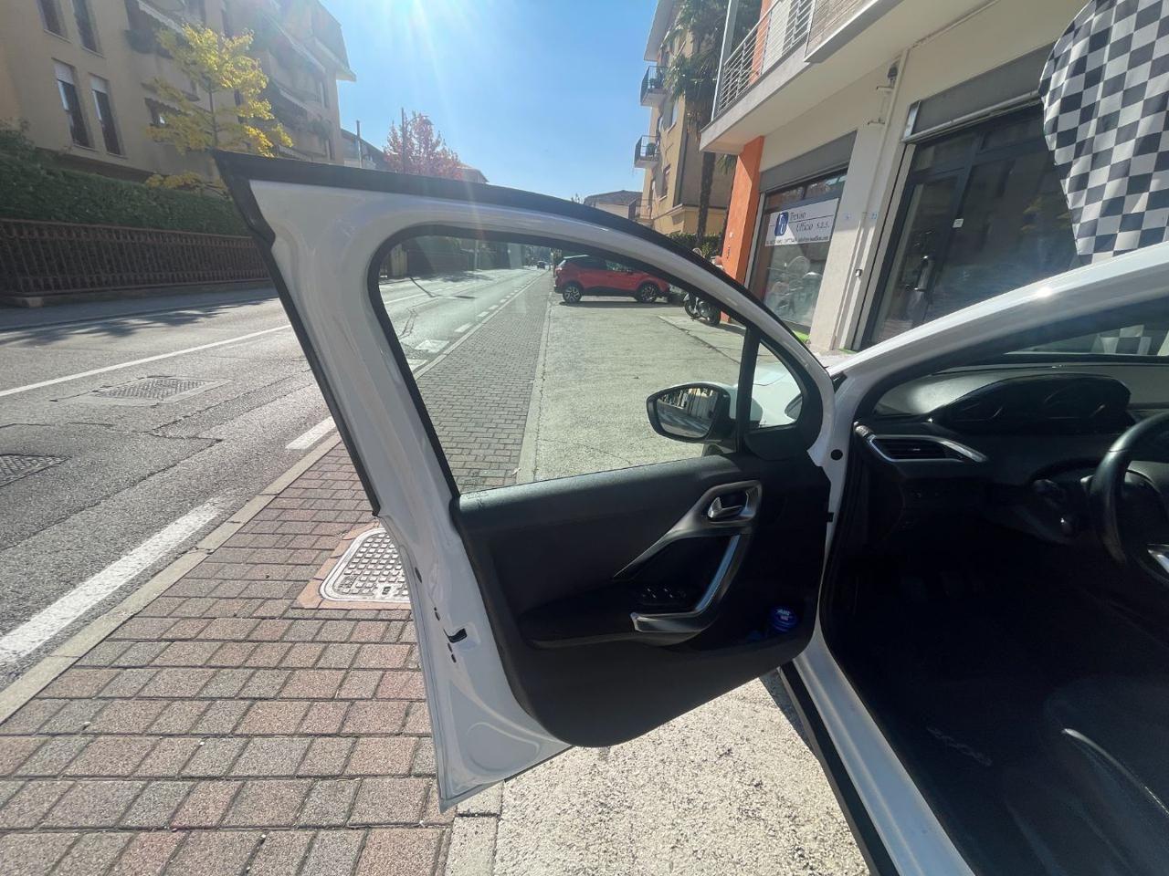 PEUGEOT 2008 1° serie unico proprietario