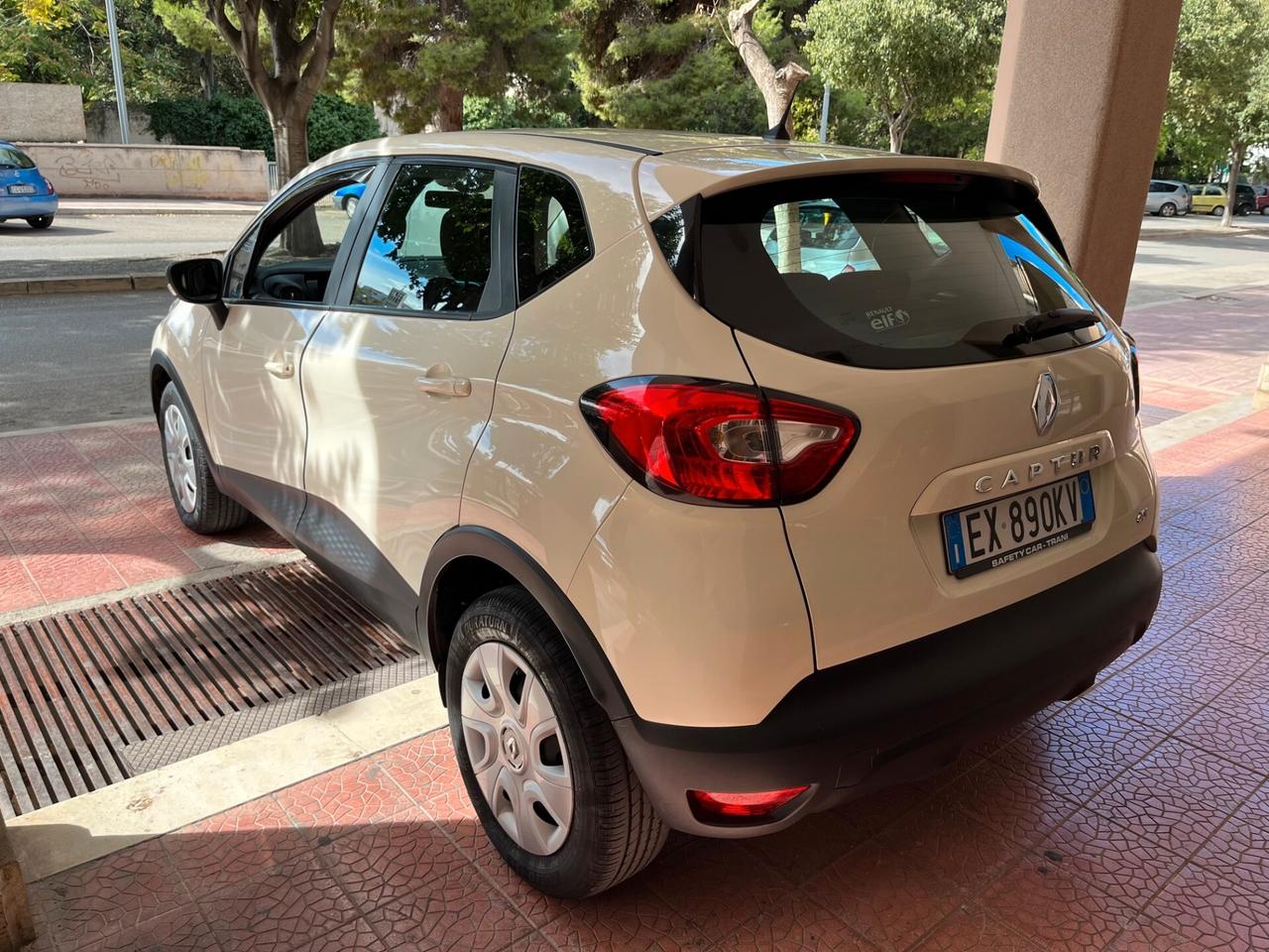 Renault Captur1.5dCi 90CV perfetta garantita-18