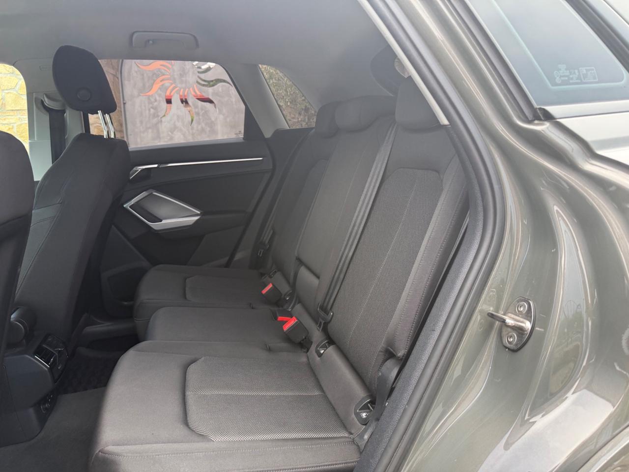 Audi Q3 35 TDI S tronic Business Advanced
