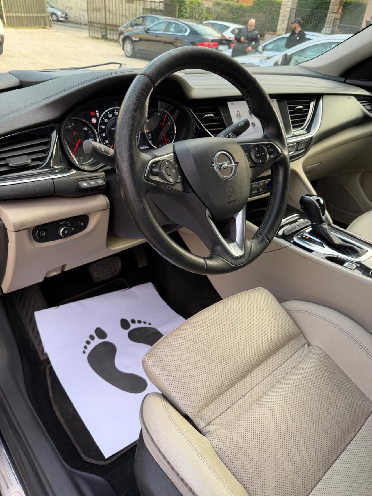Opel INSIGNA 2.0 CDTI COSMO KMCERT NAVI XENO