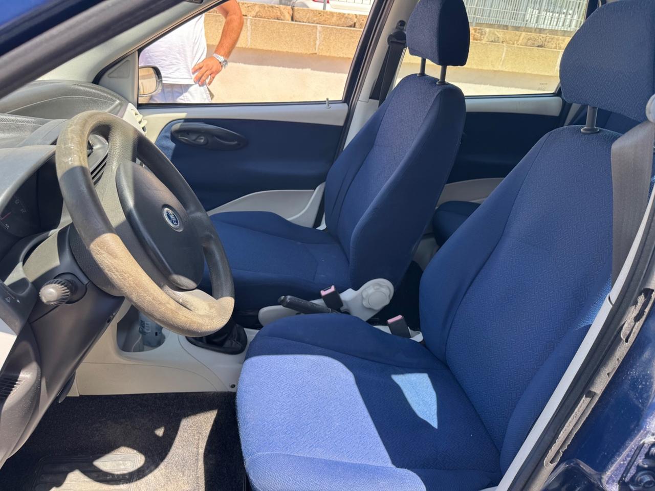 Fiat Punto 1.2i cat 5 porte ELX