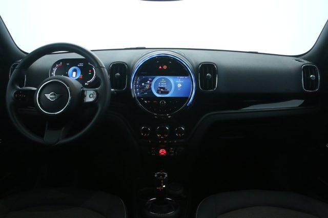 MINI Countryman 2.0 Cooper D Essential Countryman Black Exterior