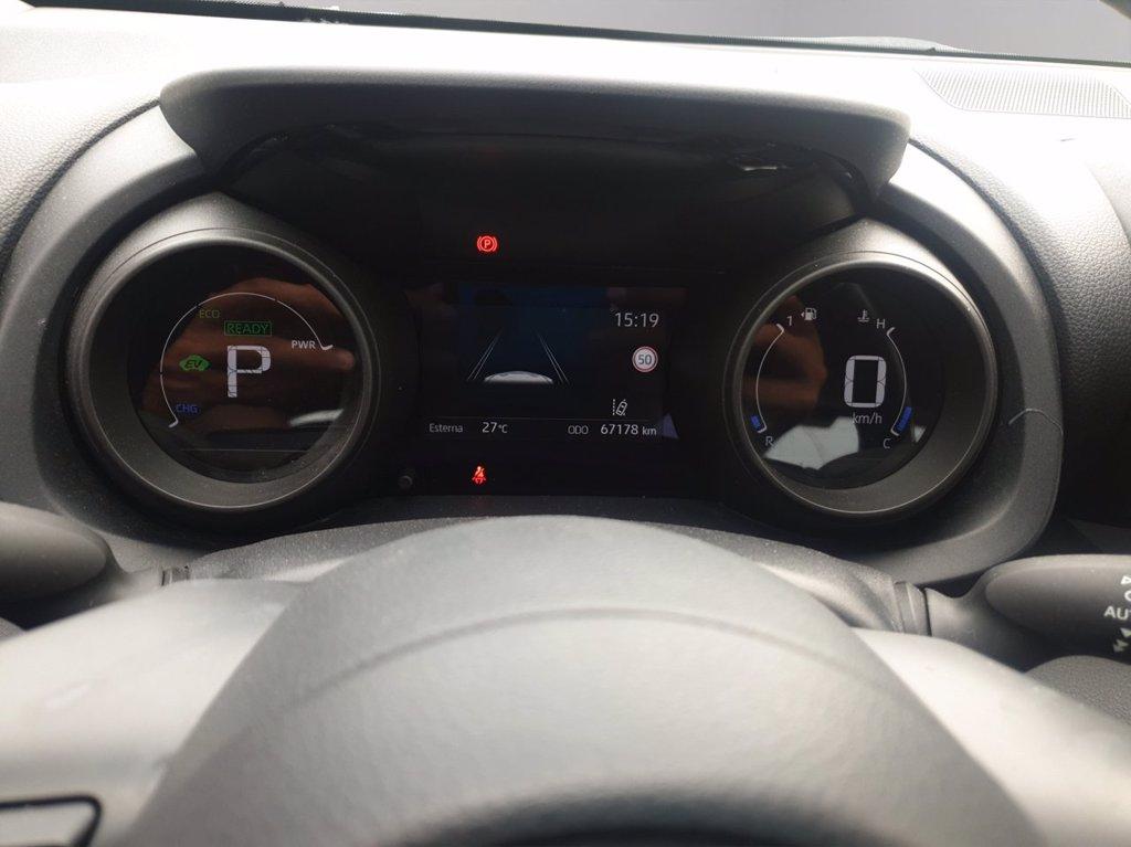 TOYOTA Yaris 1.5h trend del 2021