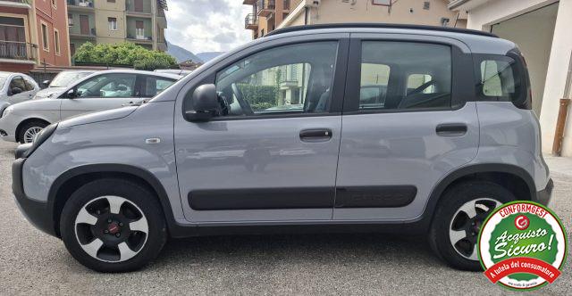 FIAT Panda 1.0 FireFly S&S Hybrid City Cross UNICO PROPRIETAR