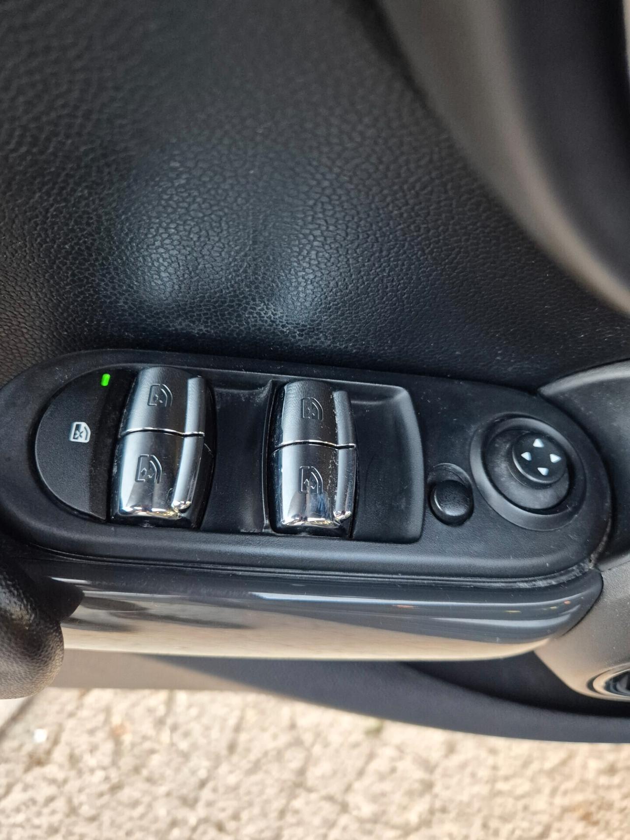 Mini 1.5 Cooper D Business