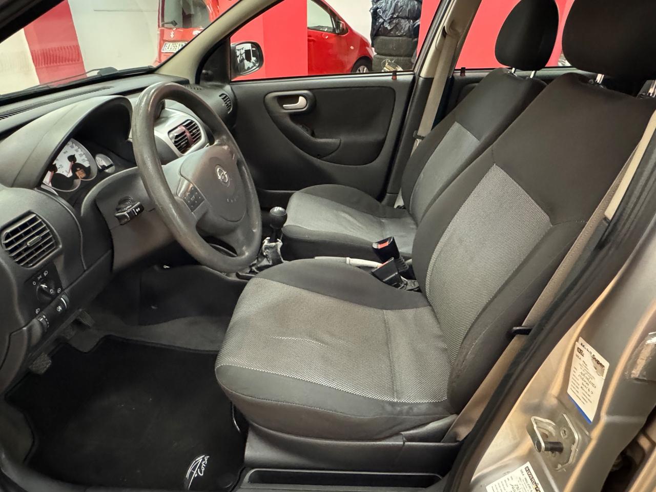 Opel Corsa 1.2i 16V GPL Unico proprietario 5 porte Sport
