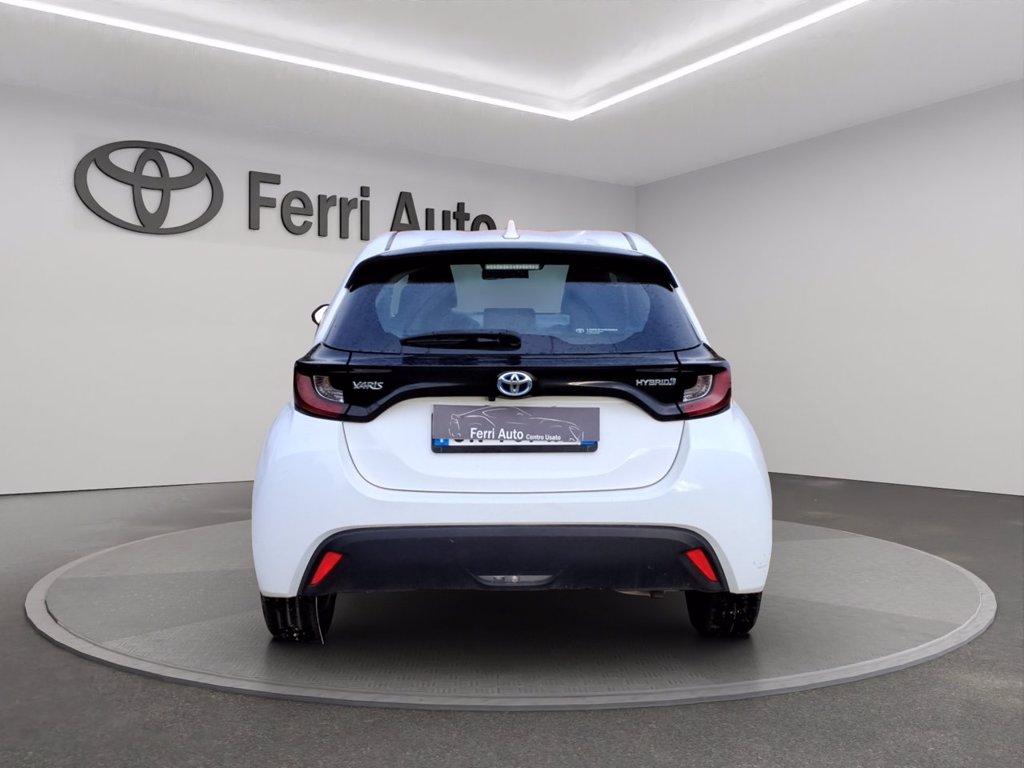 TOYOTA Yaris 1.5h active del 2023
