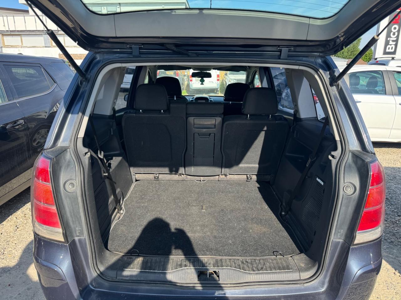 Opel Zafira 1.6 16V VVT Enjoy