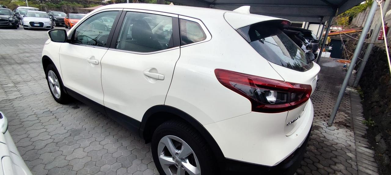 Nissan Qashqai 1.5 dCi 115 CV Business