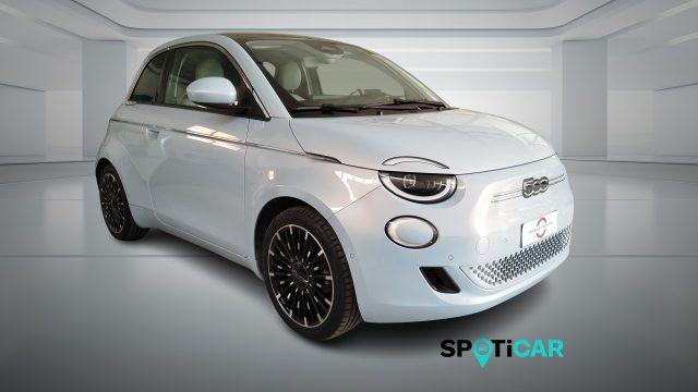 FIAT 500e Berlina 42 kWh La Prima
