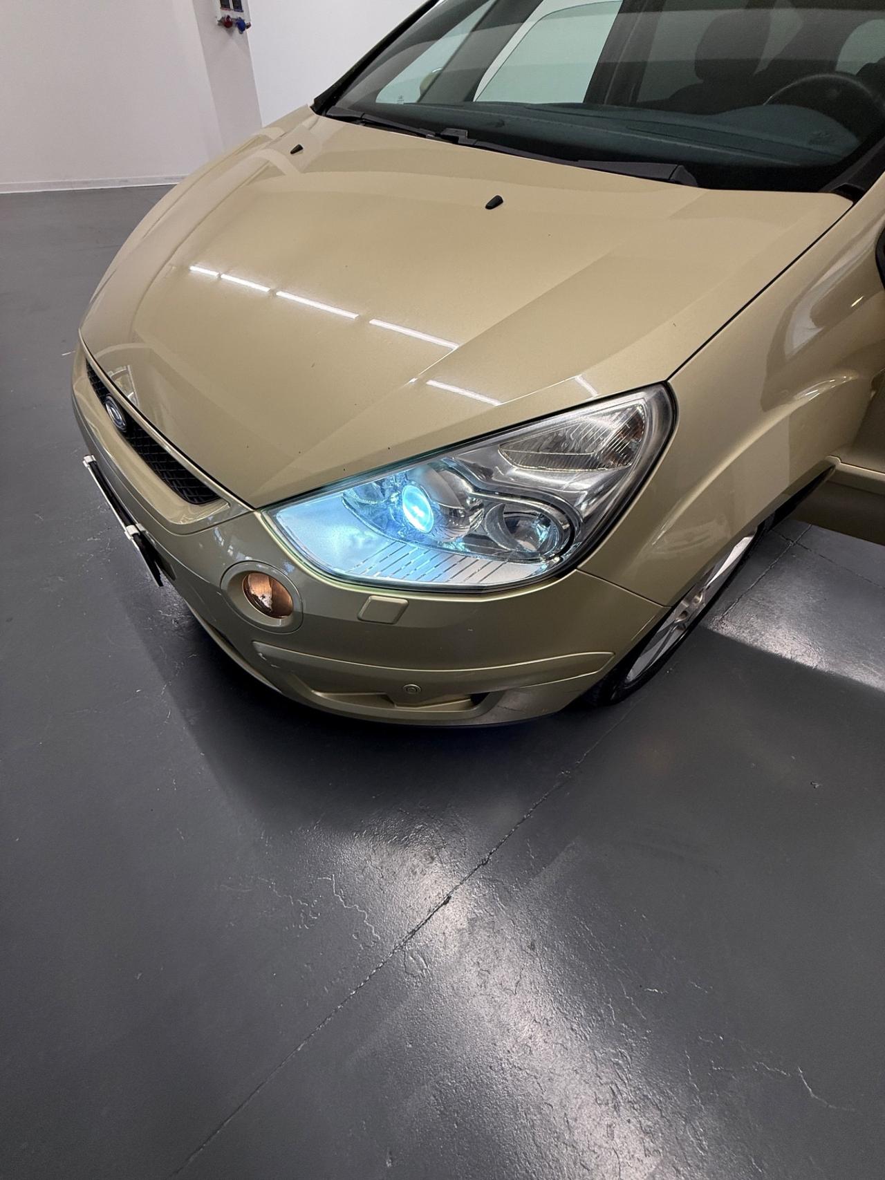 Ford S-Max 2.0 TDCi 140CV Titanium